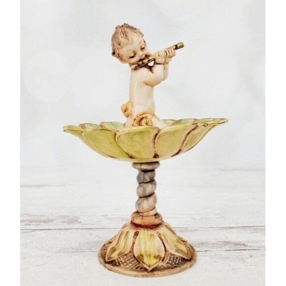 Cherub Playing Flute Pedestal Compote Bird Bath Dish 4" - Picture 1 of 4